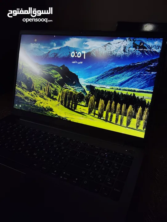 لابتوب Lenovo , RAM 8GB  تخزين 800GB , شاشة [14] بوصة  بحالة ممتازة