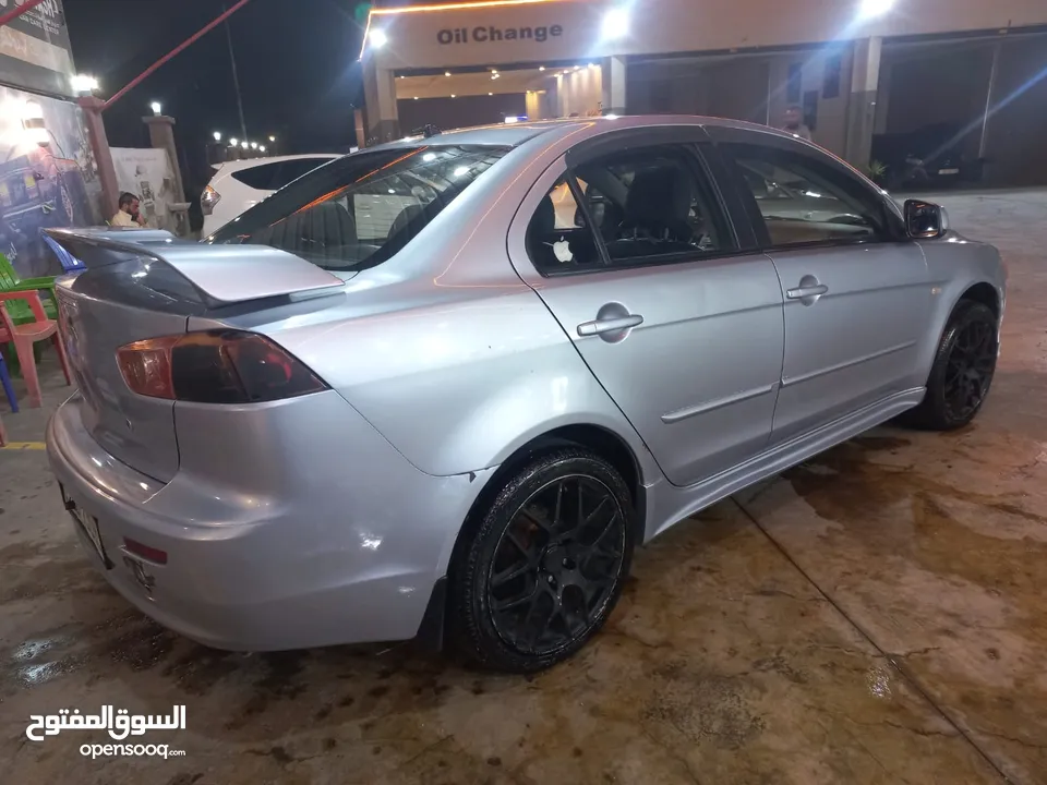 ميتسوبيشي لانسر GT EX