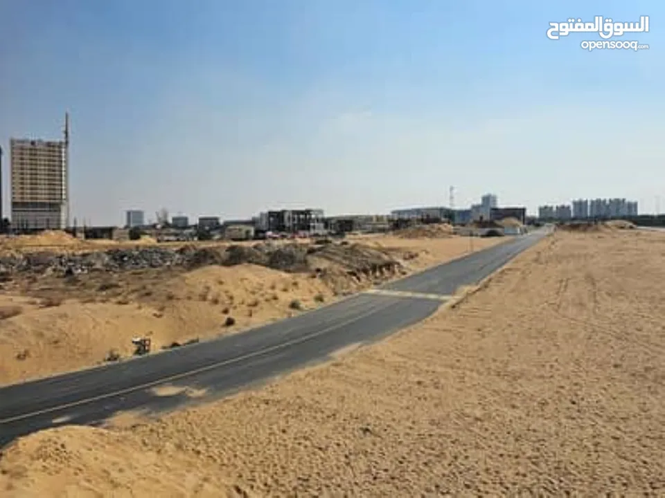 للبيع ارض تملك حر تجاري / اداري / سكني في منطقة المركز التجاري 1 For sale land Freehold  ⁠Commercial