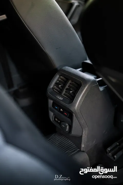 VW TIGUAN R_LINE  2000CC GASOLINE  4X4  امكانية البيع بدفعة اولى والباقي لغاية 4سنوات =48 شهر