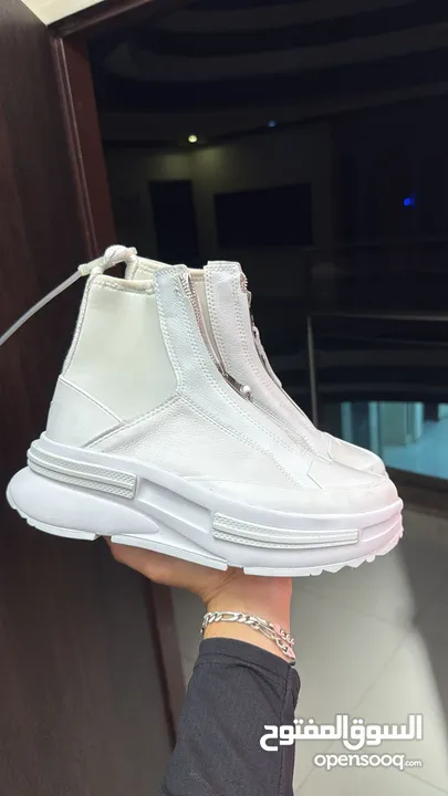 بوات من ماركة  Converse-All star العالمية بسعر مغري جداااااا