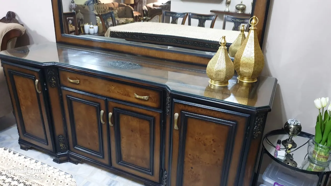 سفرة طعام ثلاث قطع