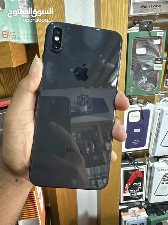 Black iPhone Xs Max 64Gb Used