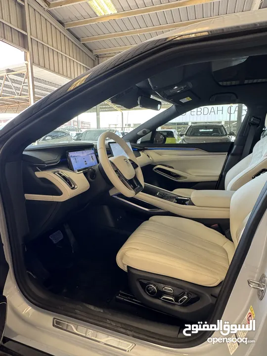 سونك ال BYD 2023 ماشيه فقط 12 الف كياو متر