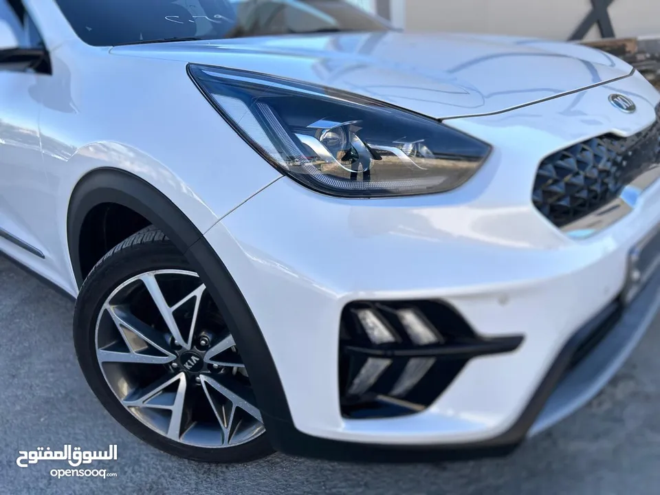 نيرو هايبرد2020تورنج اعلى صنف مع فتحه وارد كوري عداد قليل فجص وجمرك للبيع كاش او اقساط