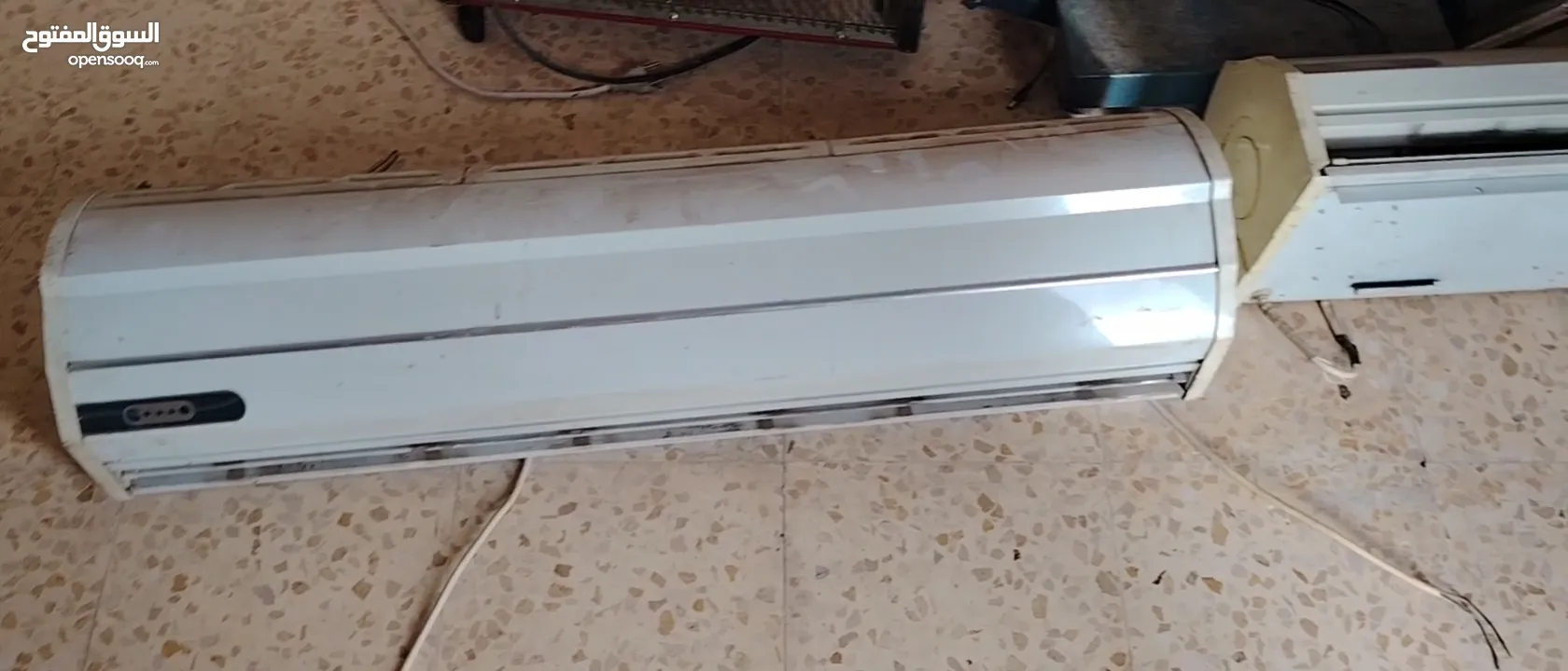 مجموعة اغراض مستعملة للبيع