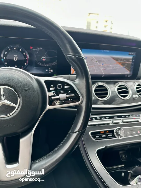 2020 Mercedes E300. free warranty /مرسدس اي 300 نظيف جداً 2020