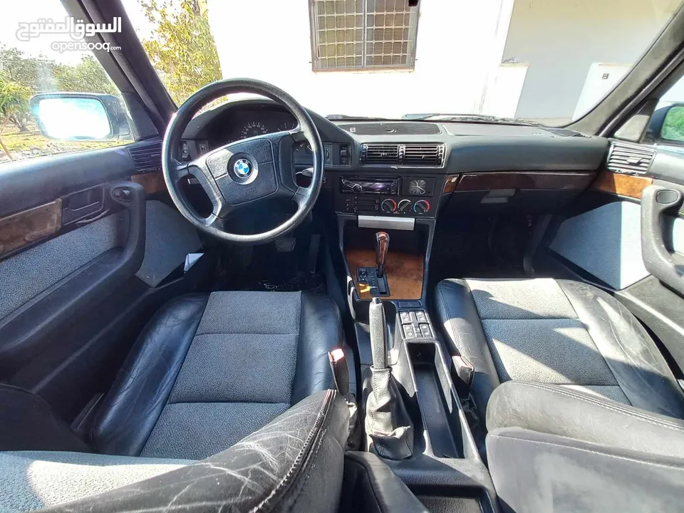 BMW 520 E34  بي ام دبيلو 520