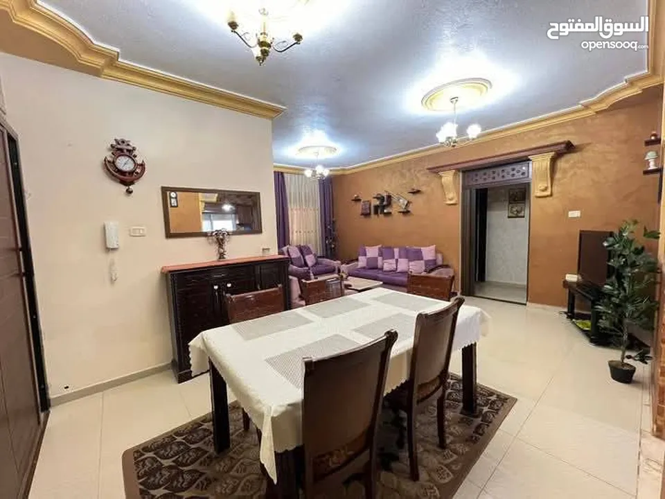 شقه مفروشه