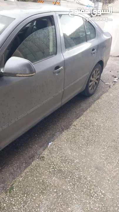 سكودا اوكتافيا موديل 2011 اصل عمومي ترخيص لغايه شهر 10 مطور 1600 ديزل جير عادي السياره