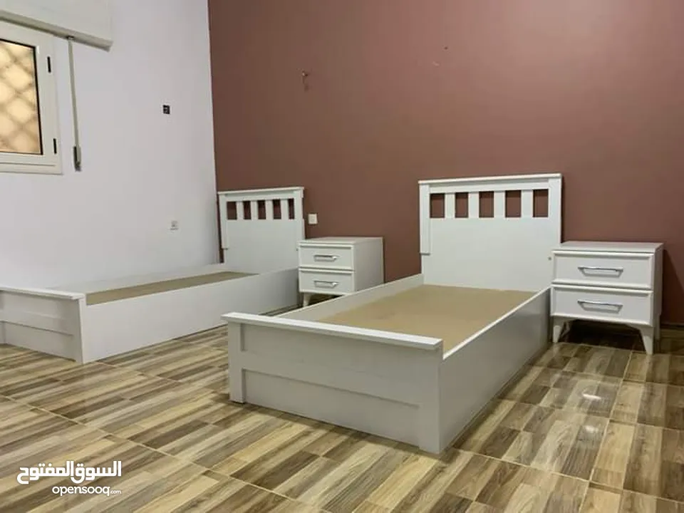 تخوت مفرد شباب مجوز خشب لاتيه 18م جميع الوان والمقاسات