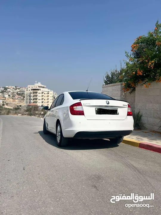 سكودا رابيد موديل 2016