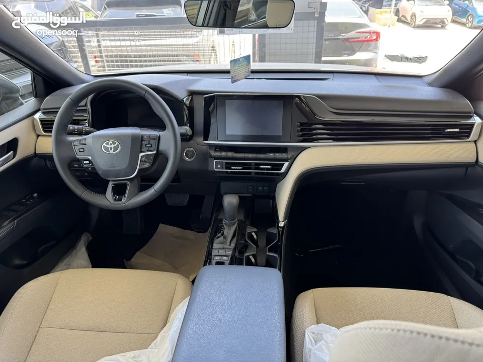 Toyota Camry E-Plus 2025 زيرو