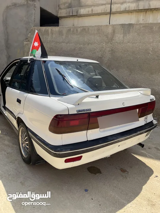 متسوبيشي لانسر 1990 للبيع