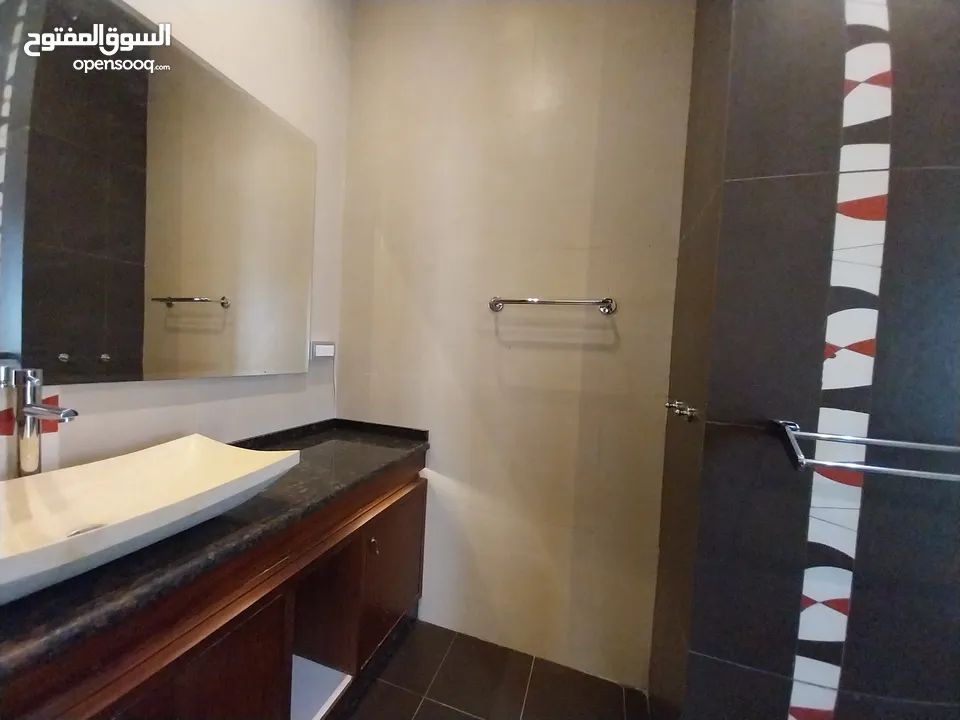 شقه للايجار في عبدون ( Property 33592 ) سنوي فقط