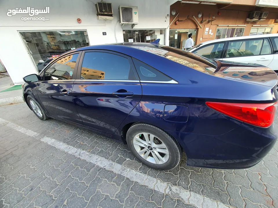 HYUNDAI - Sonata 2011 / Navy Blue