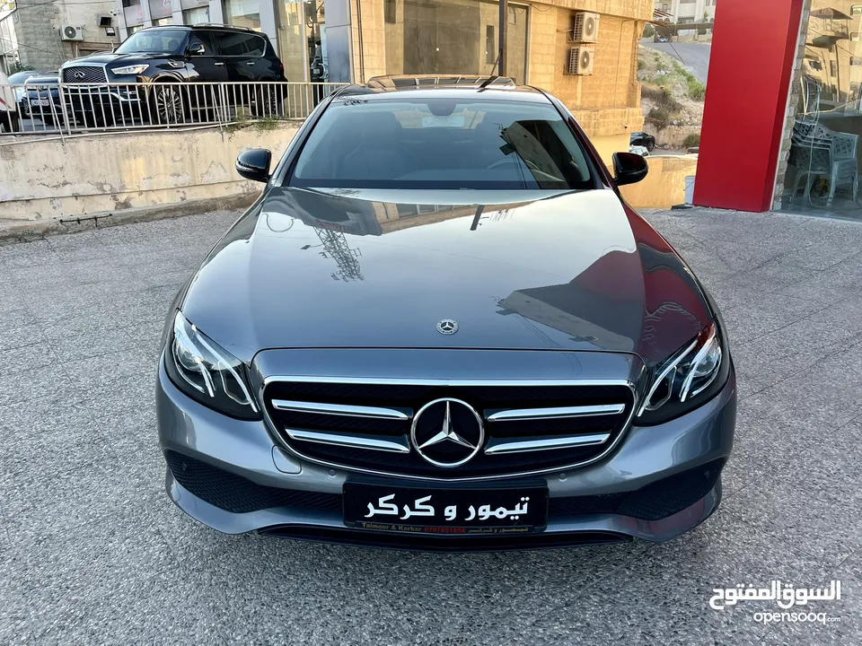 مرسيدس E200 نايت فتحة فيراني 2020 مميزة بحالة الزيرو