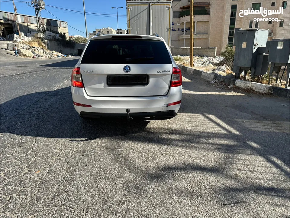 سكودا اوكتافيا 2014