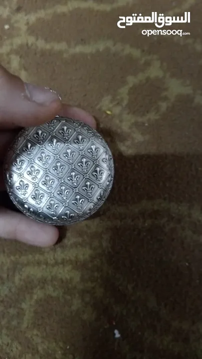 ساعة انتيكة سوسرية نوعهة رايموند ويل الأ اصلية