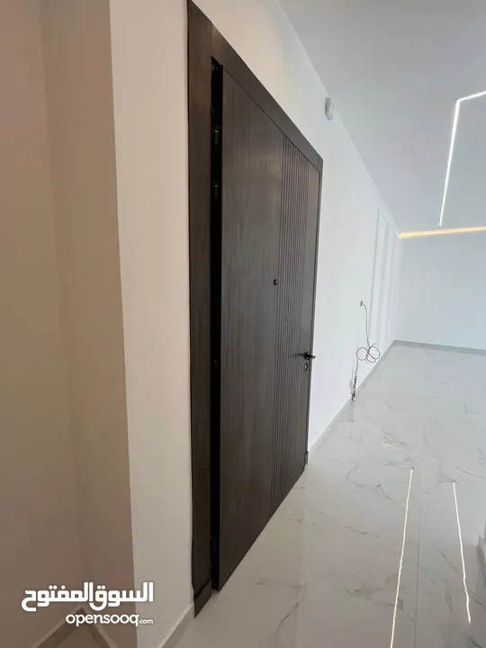 تشطيب فندقي في اجمل مناطق ضاحية النخيل سكن فلل