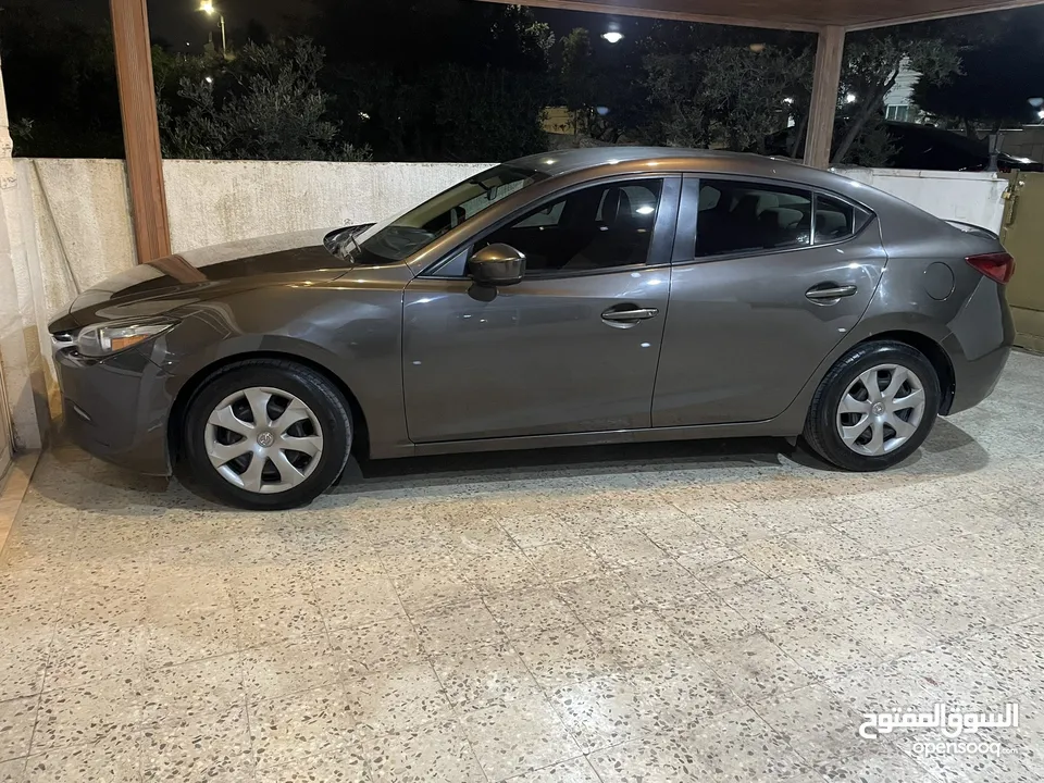 Mazda zoom 3 2019