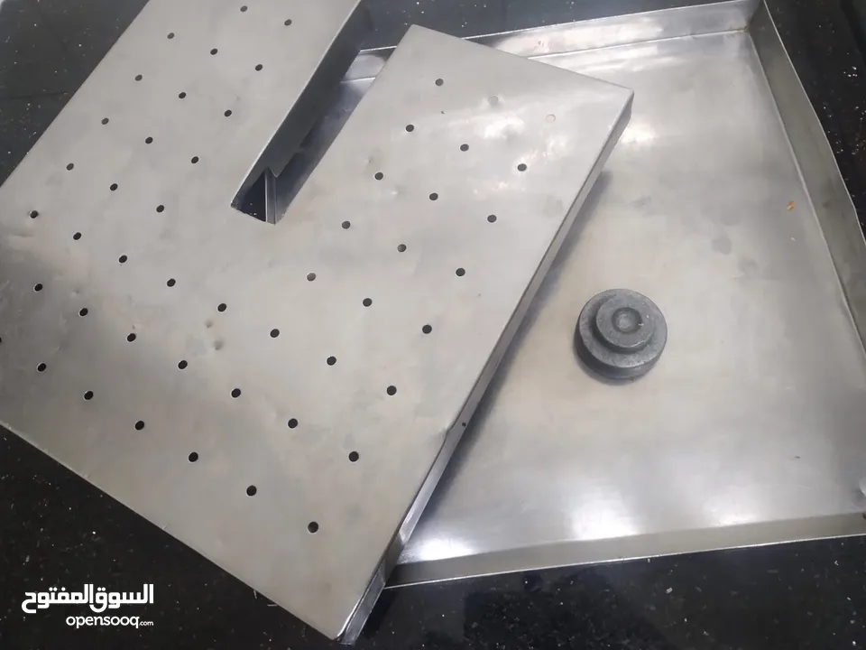 غريل صاج وشاركول فرن فريزر شواية شاورما عدد 2 + شواية دجاج 6 اسياخ + ماكينة جبنة سائلة صناعة تركية