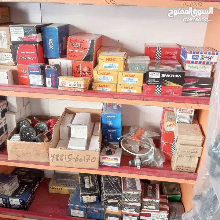 محل قطع سيارات للبيع كامل