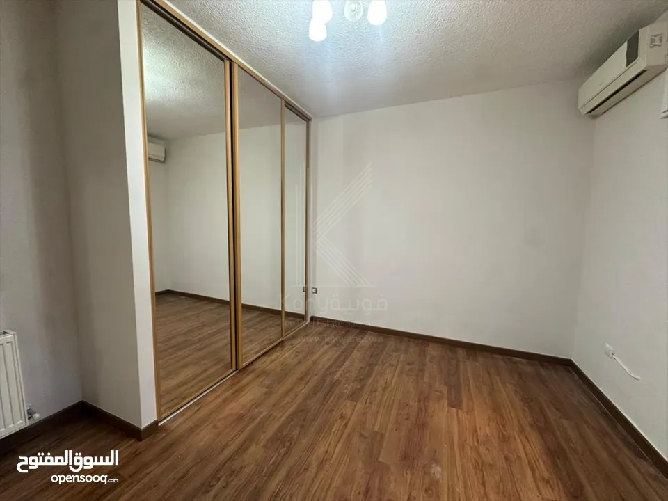 شقة دوبلكس ارضي منسوب فاخرة للبيع في خلدا