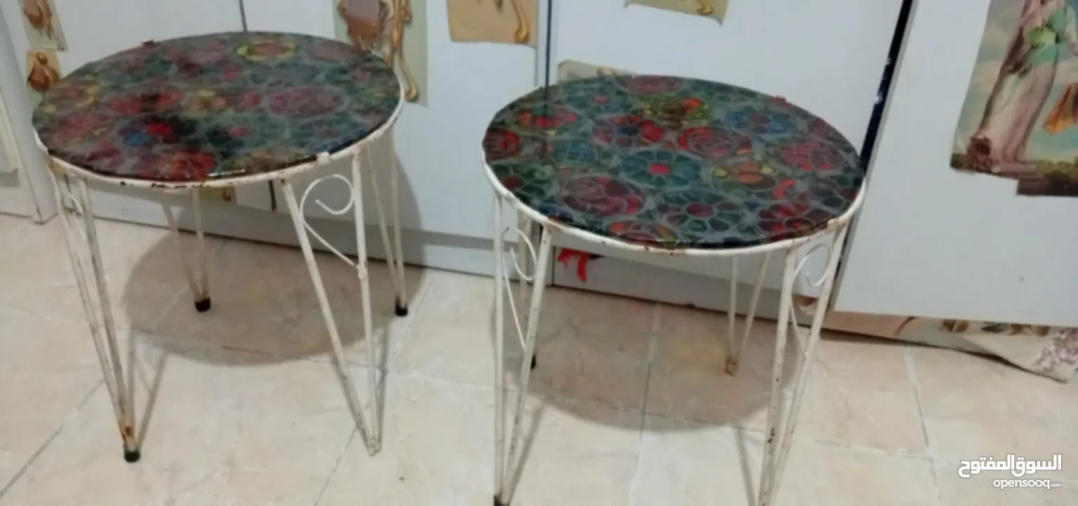 خزاين بوفيه ايكيا جوايكو عدد 4   مرايا عدد 3 طاولات عدة احجام عدد 9 ووكر بحالة جيدة + كرسي حمام