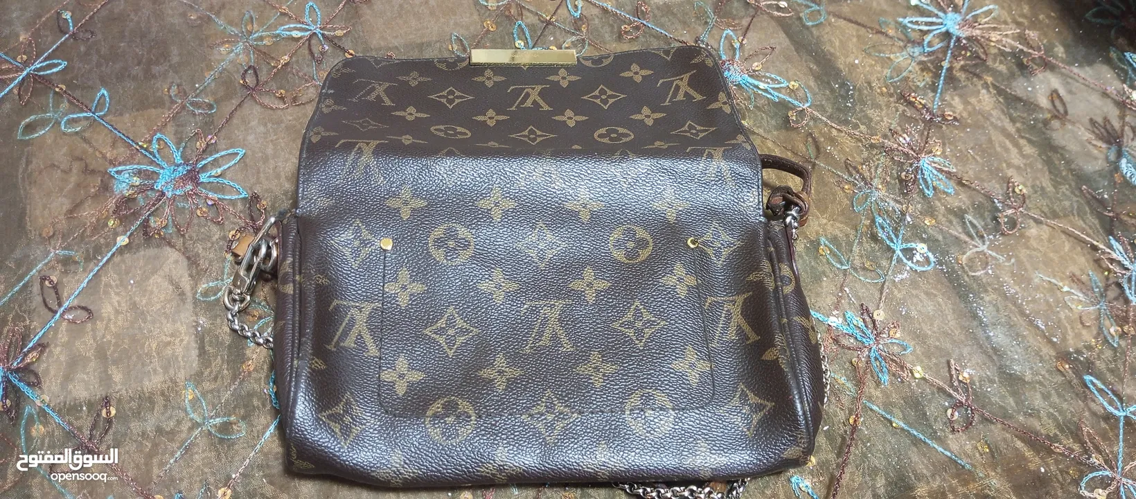 louis Vuitton bag