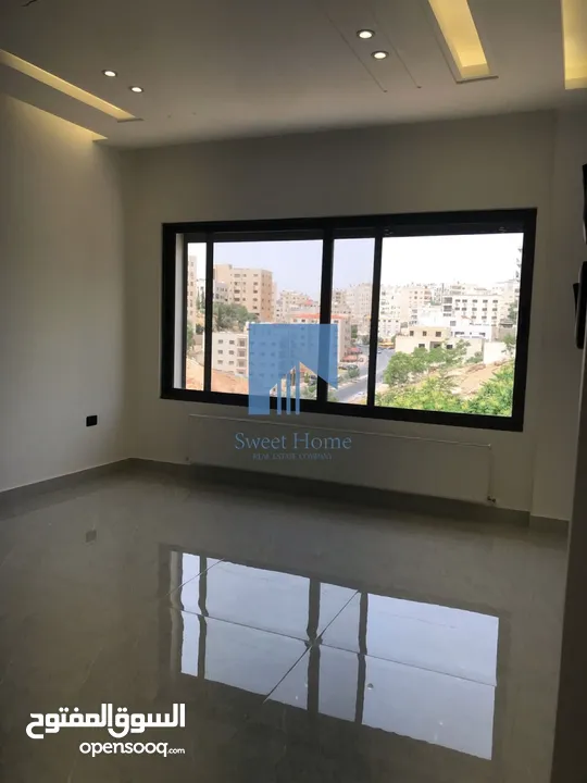 شقة أرضية فاخرة للبيع في الكرسي - خلف إدارة السير 165م مع ترس 30م تشطيب سوبر ديلوكس لم تسكن