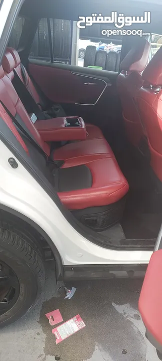تويوتا راف فور 2020  black edition بحالة جيدة