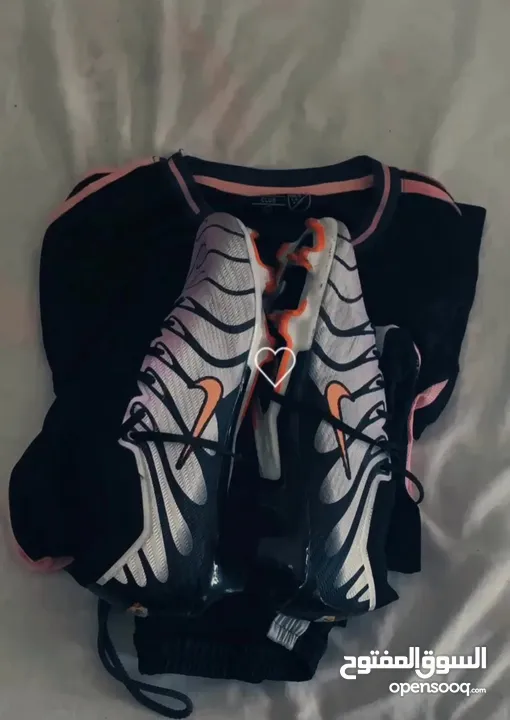 Football shoese for sale