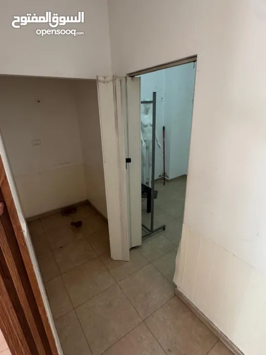 محل تجاري رام الله التحتا مقابل ابنك العربي