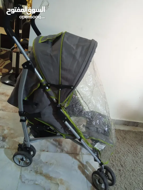 عرباية اطفال شوارع نظيفة للبيع