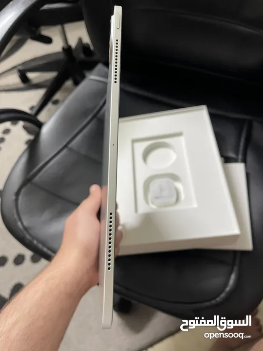 IPAD pro silver 13inch M4 265gb مستعمل بس دراسه مشحون 6 مرات