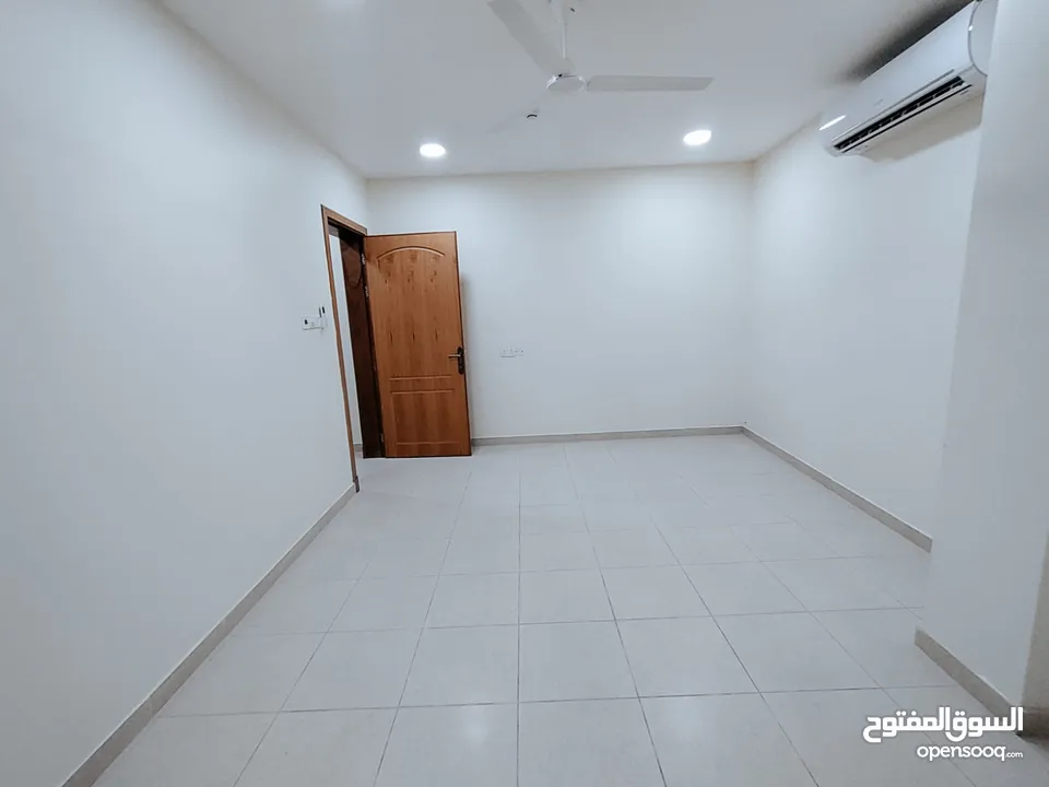 APARTMENT FOR RENT IN HOORA SEMI FURNISHED 2BHK