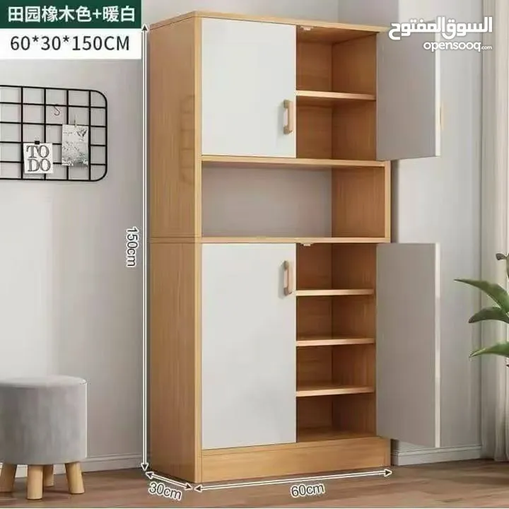 خزانة مطبخ خشب بـ 4 أبواب + رف وسطي بتصميم عملي وعصري مصنوعة من خشب متين، مزيج اللون الخشبي الطبيعي