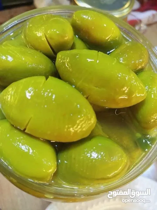 زيتون نبالي بلدي مكبوس بالفلفل والليمون