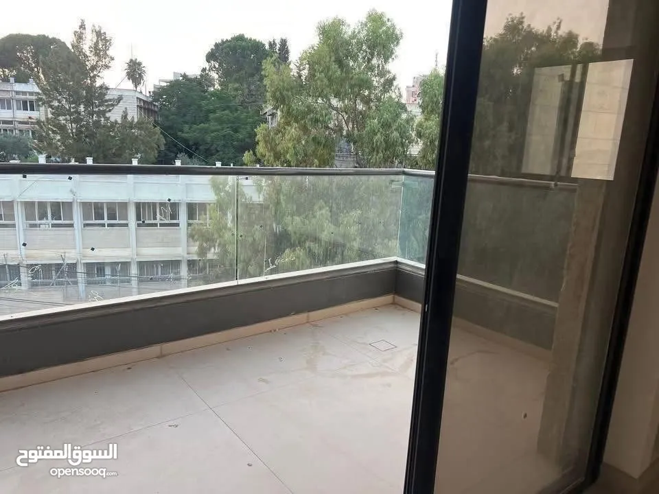 شقه فاخرة للبيع في الطيره قرب  معهد الطيره