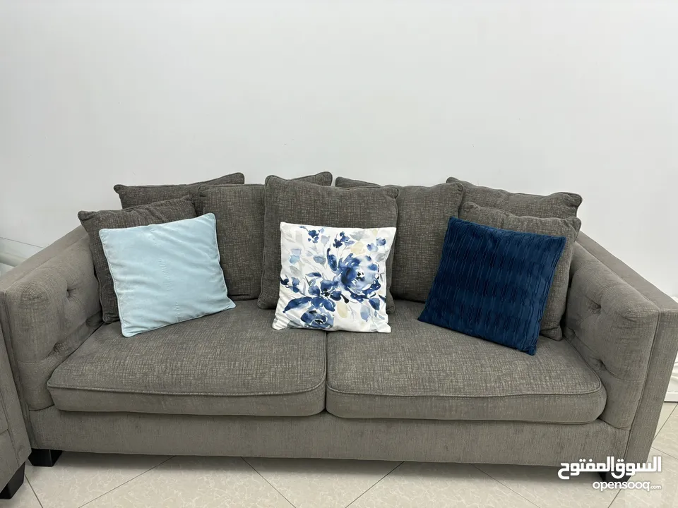 Sofa set for sale طقم كنب للبيع