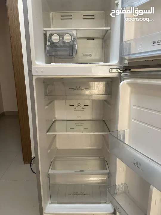 ثلاجة هايسينس للبيع بحالة ممتازة- Hisense fridge for sale