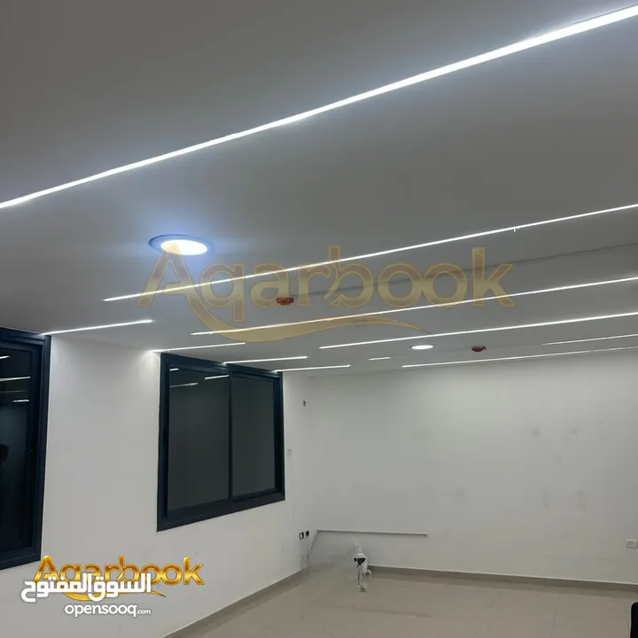 مكتب للايجار في عين مصباح بالقرب من بنك فلسطين الرئيسي