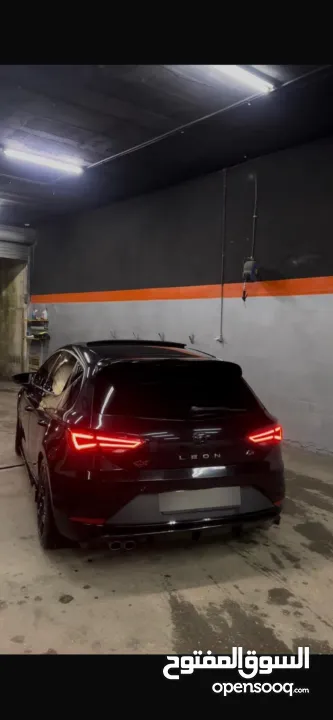 سيات ليون200