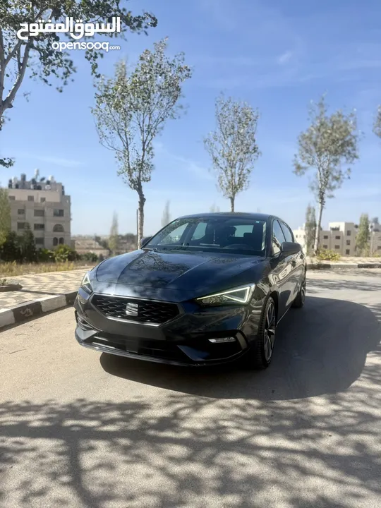 Seat Leon موديل 2021  صيانة كاملة بالشركة  بدون حوادث