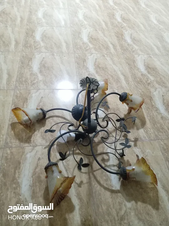 ثريا للبيع