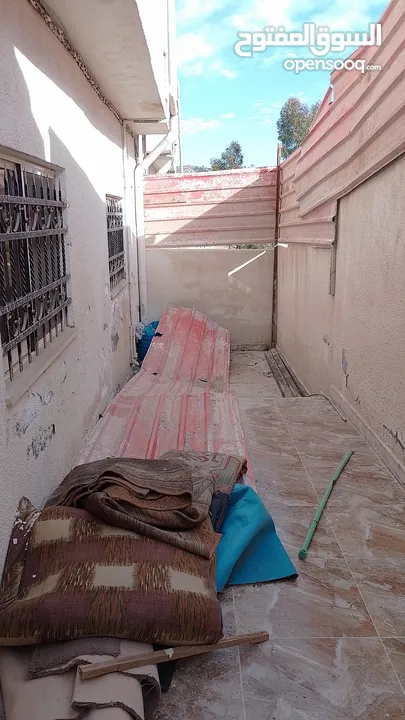 شقة وستوديو لليجار في جرش بيادر عجرمة بجانب المدينة الرياضية