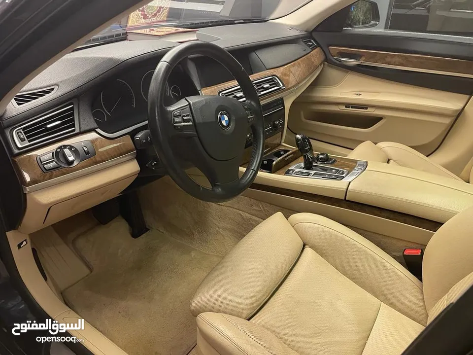 للبيع BMW 750Li