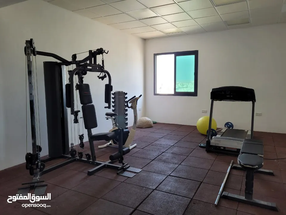 2 BR Modern Flat with Gym Membership and Rooftop Pool in Khuwair