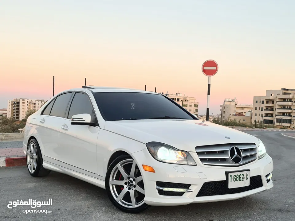 Mercedes C250 / AMG موديل 2015 فل الفل الإضافات  عداد 77000 / بحالة الوكالة  أصل AMG فل إضافات
